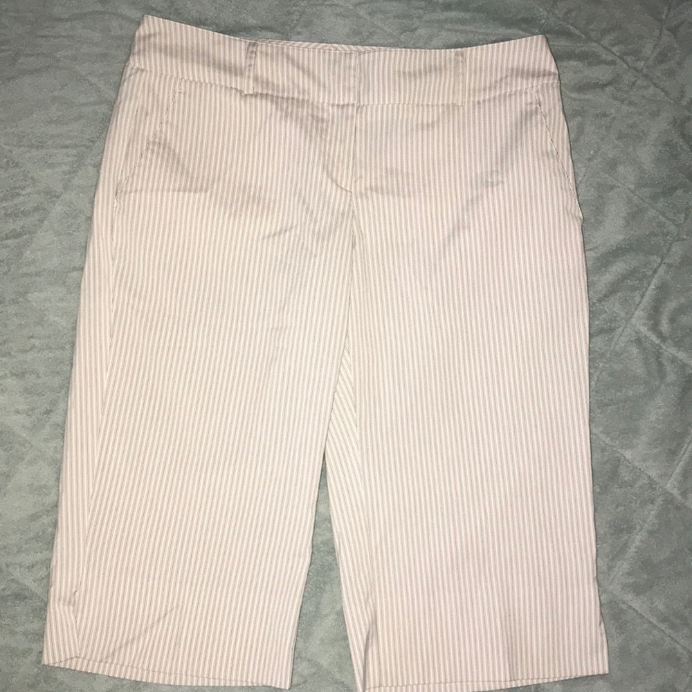 NY & Co capris